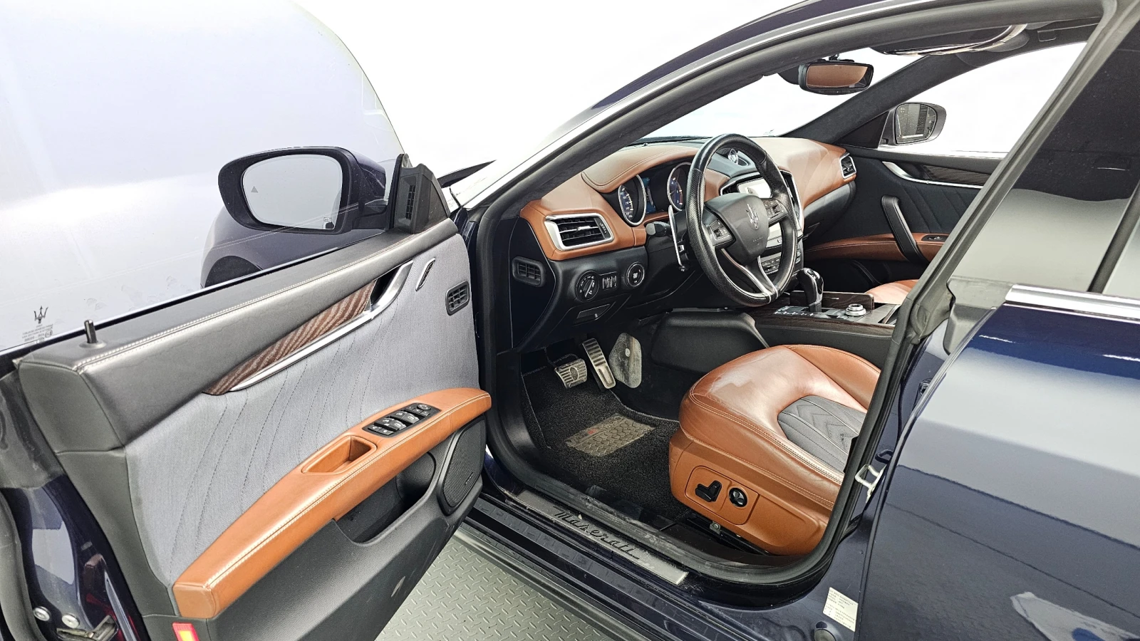 Maserati Ghibli 3.0 , снимка 5 - Автомобили и джипове - 54768708