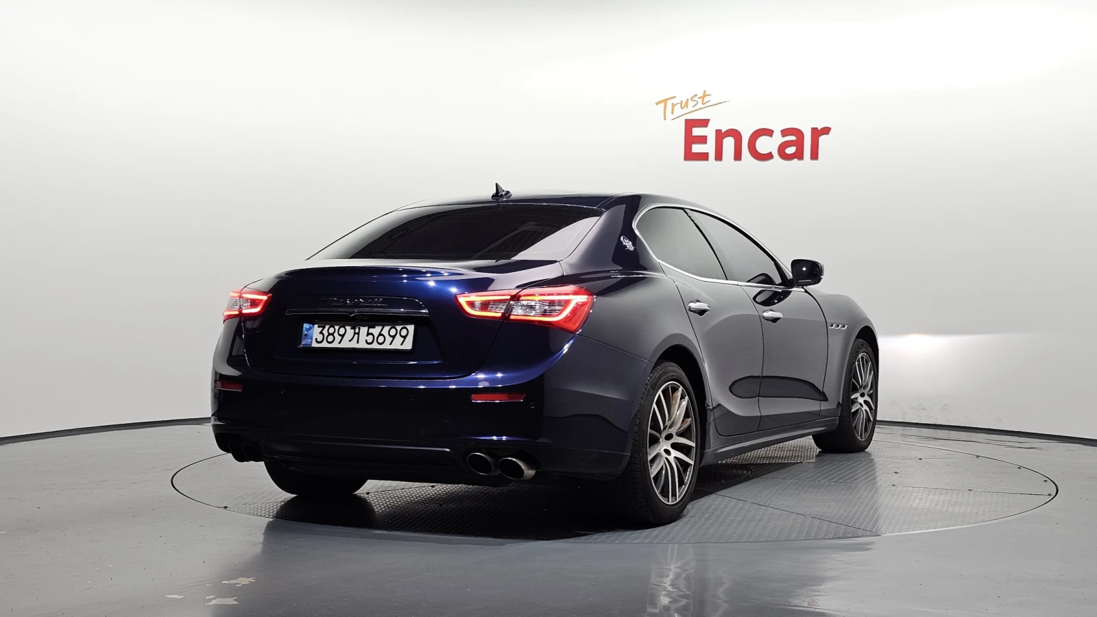 Maserati Ghibli 3.0 , снимка 3 - Автомобили и джипове - 54768708
