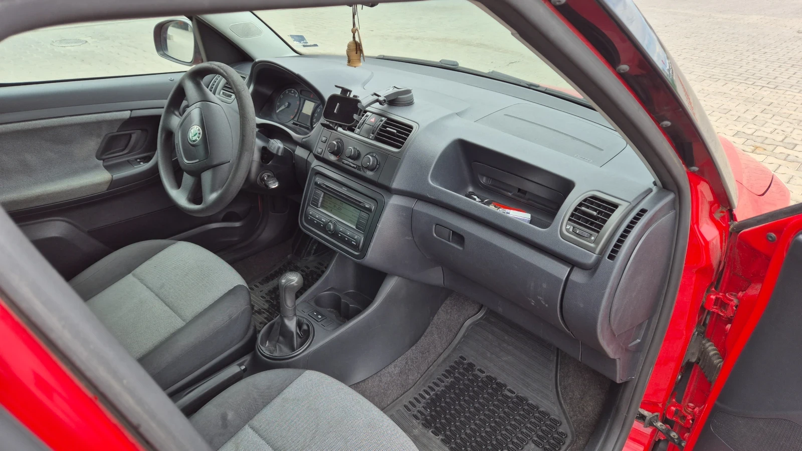 Skoda Roomster 1.2 бензин, снимка 8 - Автомобили и джипове - 54890239