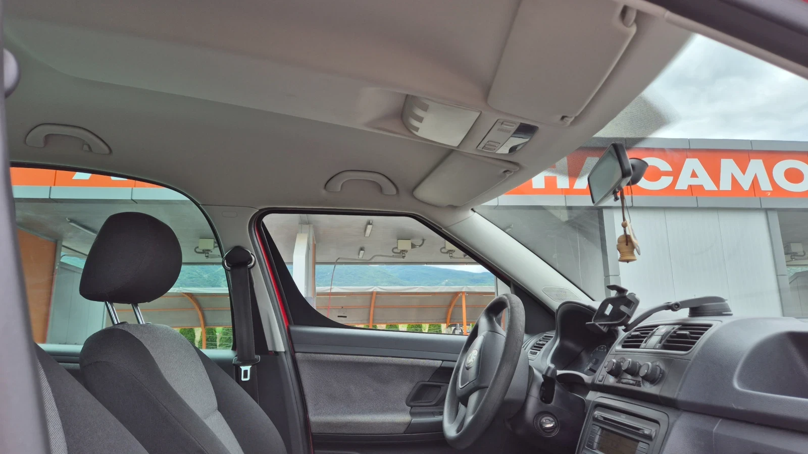 Skoda Roomster 1.2 бензин, снимка 9 - Автомобили и джипове - 54890239