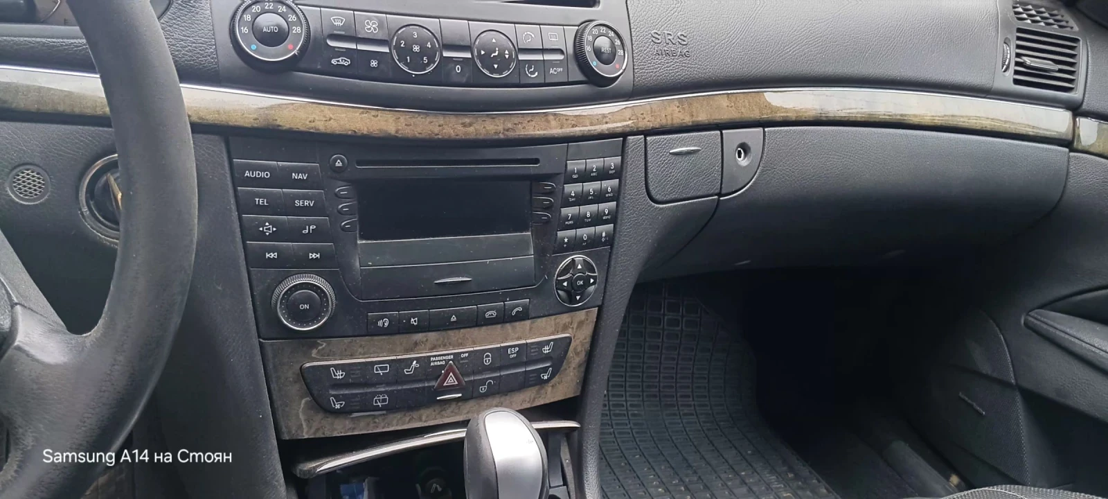 Mercedes-Benz E 270, снимка 6 - Автомобили и джипове - 54902092