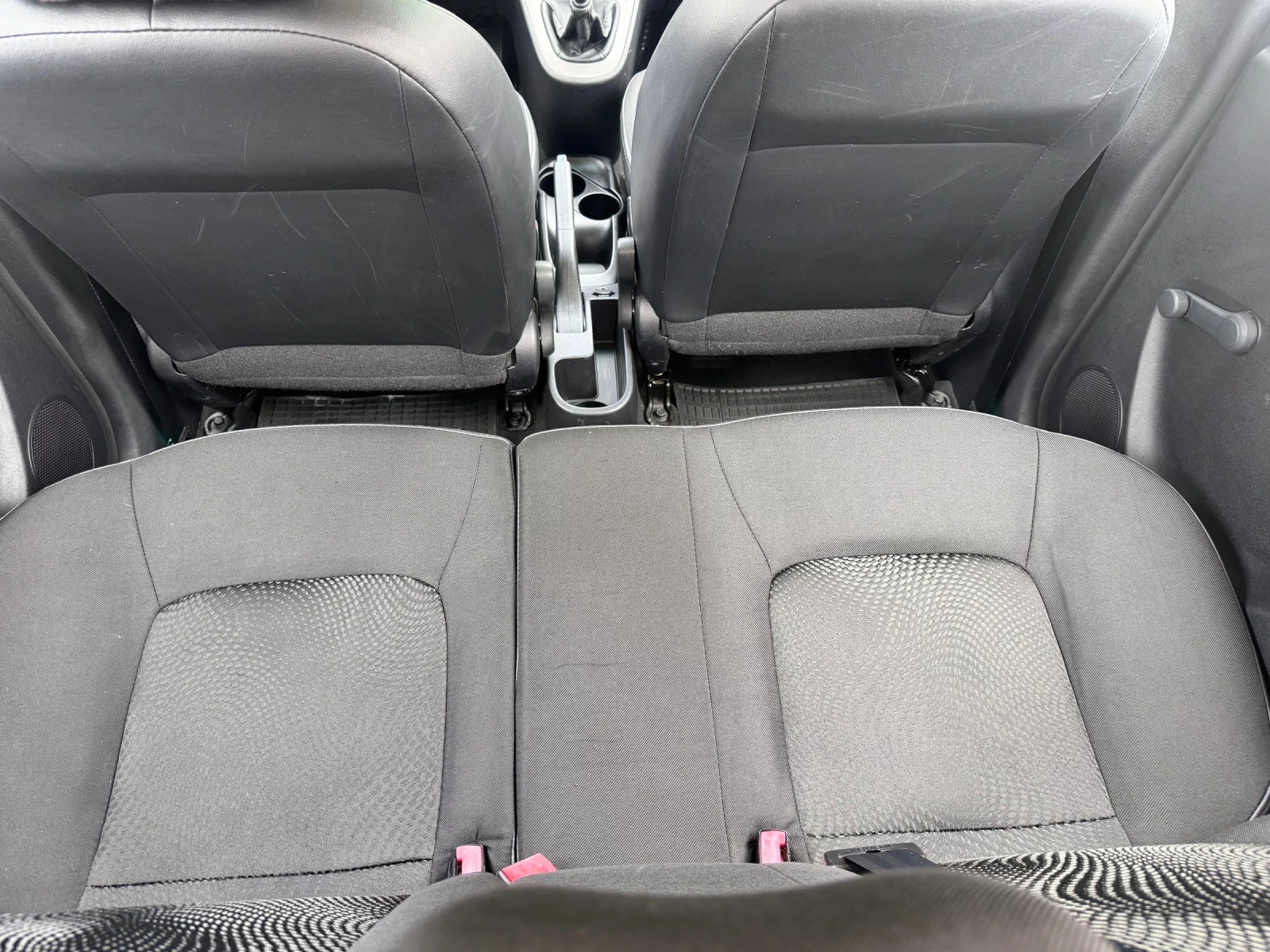 Hyundai I10 1.1i* Face* Klima* TOP, снимка 8 - Автомобили и джипове - 55433246