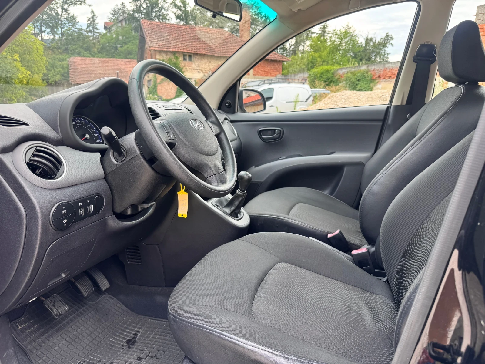 Hyundai I10 1.1i* Face* Klima* TOP, снимка 9 - Автомобили и джипове - 55433246