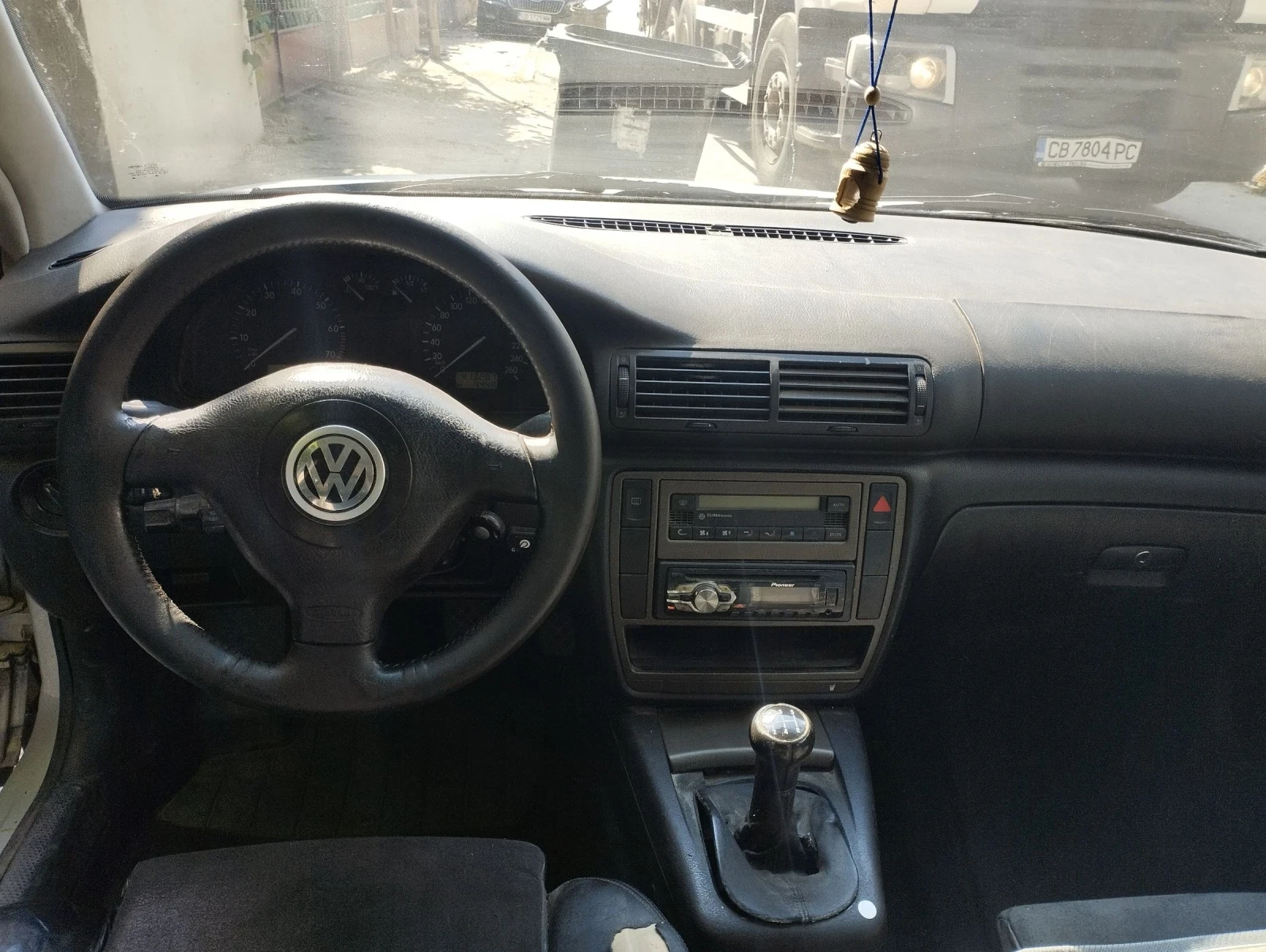 VW Passat, снимка 11 - Автомобили и джипове - 55593640