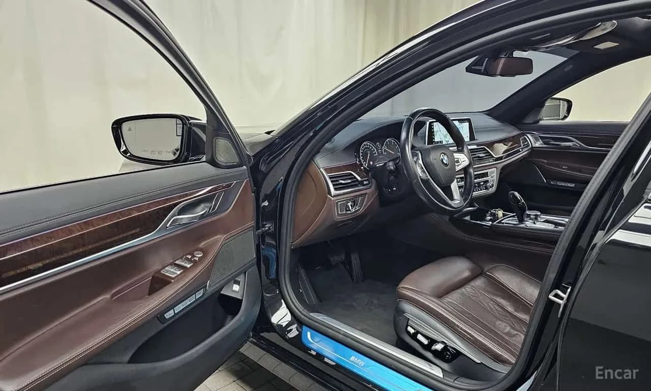 BMW 730 d xDrive | АВТОФИНАНСИРАНЕ , снимка 10 - Автомобили и джипове - 55729055