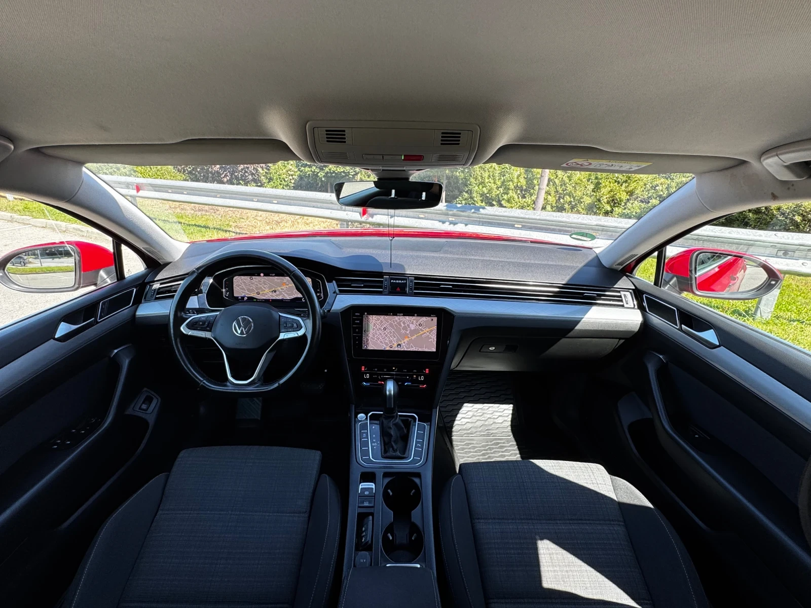 VW Passat 2.0TDI* Full Led* Масаж, снимка 11 - Автомобили и джипове - 56116242