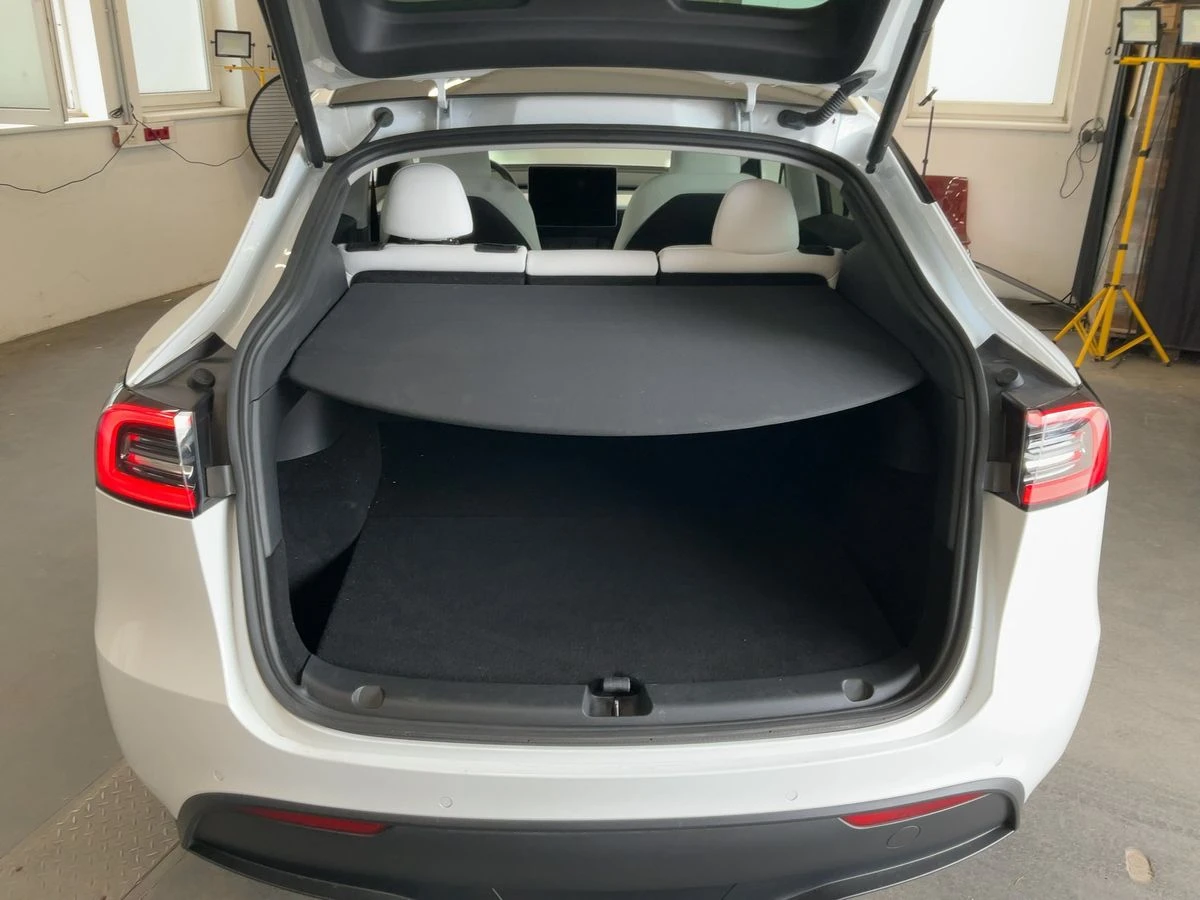 Tesla Model Y Dual Motor Long Range Австрия, снимка 8 - Автомобили и джипове - 56124666