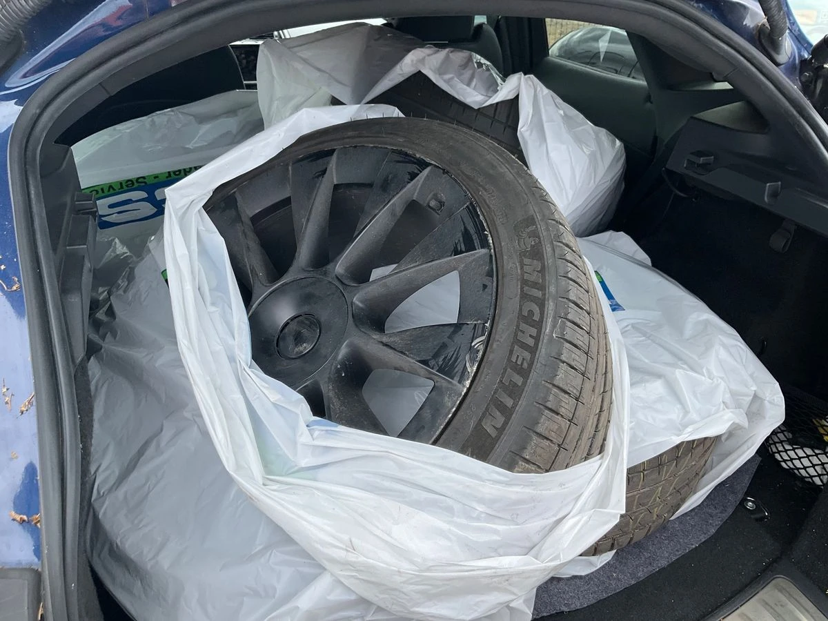 Tesla Model Y Dual Motor Long Range Австрия, снимка 7 - Автомобили и джипове - 56124666