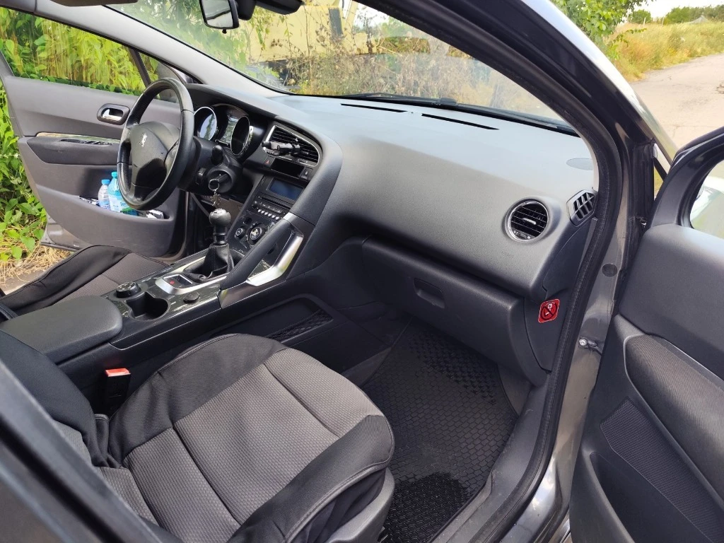 Peugeot 3008 1.6HDI Обслужена, снимка 6 - Автомобили и джипове - 56677774