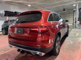 Mercedes-Benz GLC 300 E * ПОГРЕВИ * ПАНО * KEYLESS * CARFAX, снимка 4