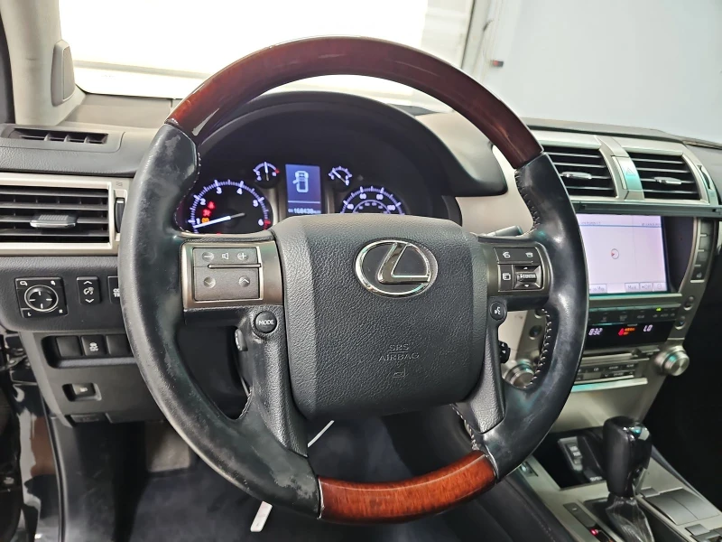 Lexus GX 460 Подгреви Обдухване Задна камера Keyless Start, снимка 10 - Автомобили и джипове - 47475736