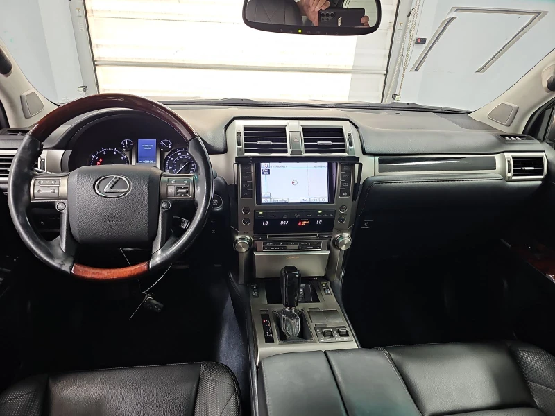 Lexus GX 460 Подгреви Обдухване Задна камера Keyless Start, снимка 9 - Автомобили и джипове - 47475736