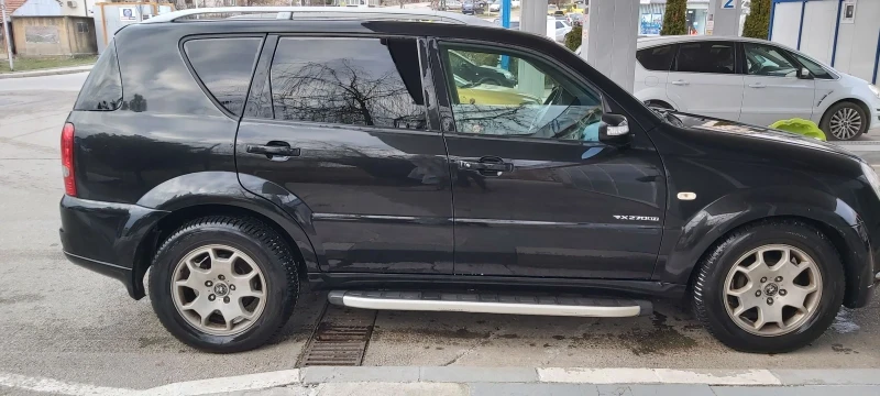 SsangYong Rexton, снимка 5 - Автомобили и джипове - 49144155