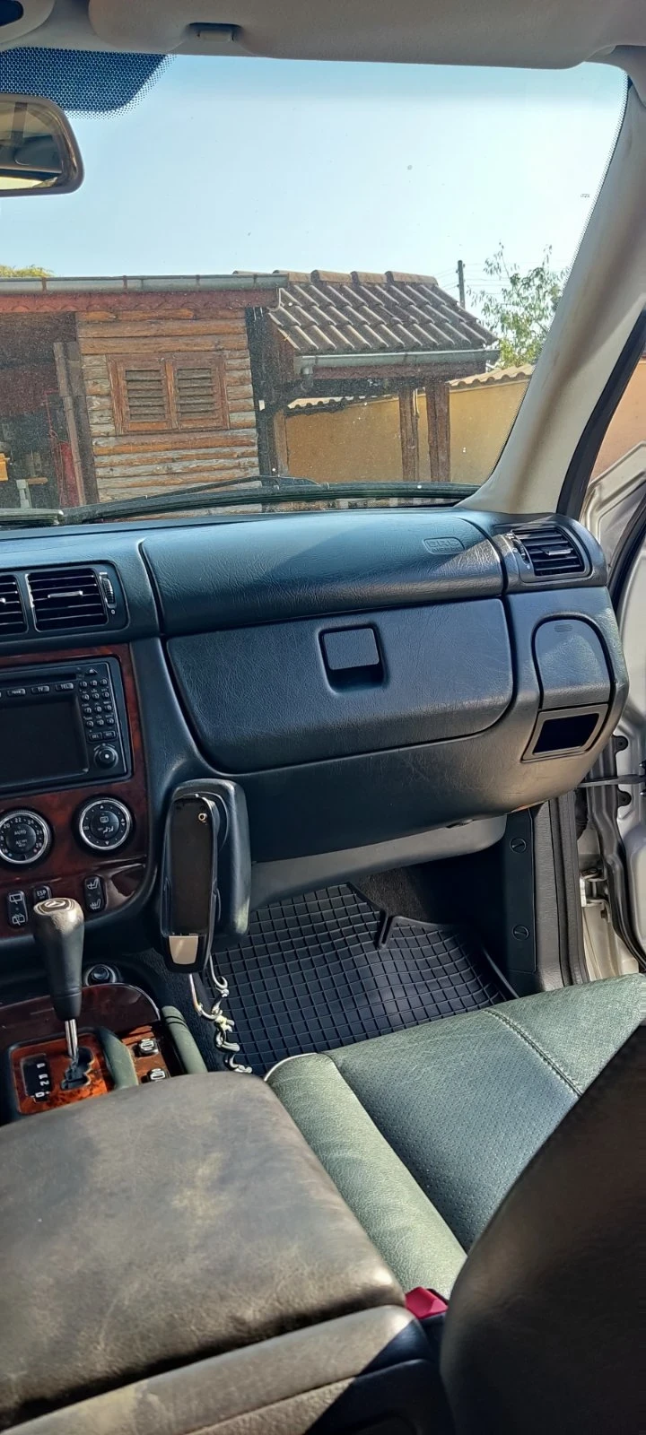 Mercedes-Benz ML 270, снимка 4 - Автомобили и джипове - 48236147