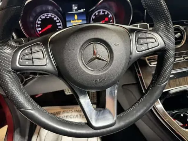 Mercedes-Benz GLC 300 E * ПОГРЕВИ * ПАНО * KEYLESS * CARFAX, снимка 17 - Автомобили и джипове - 54416466
