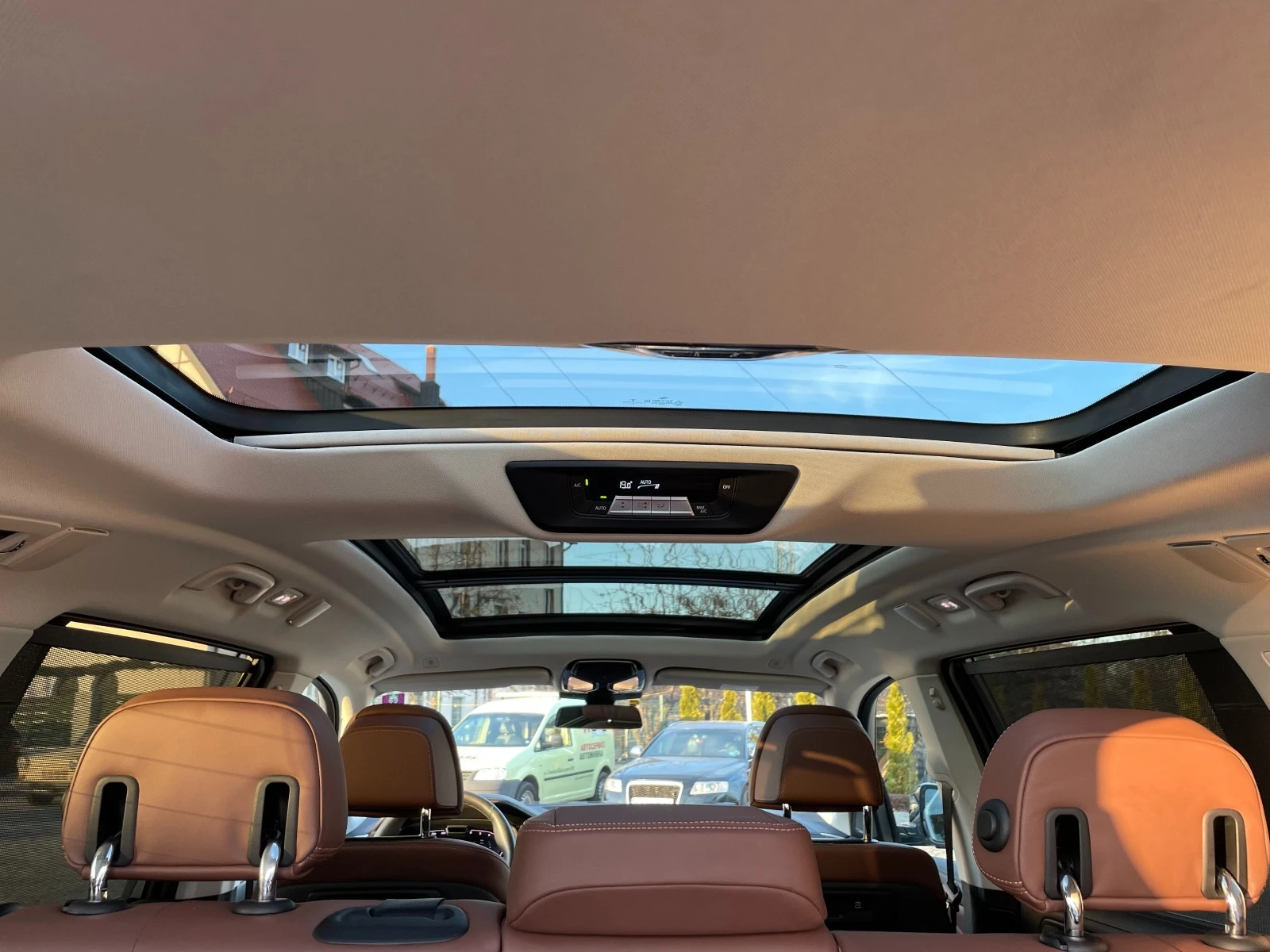 BMW X7 4.0d-Individual-M Sport-Head Up-Laser-Sky Lounge | Mobile.bg   13