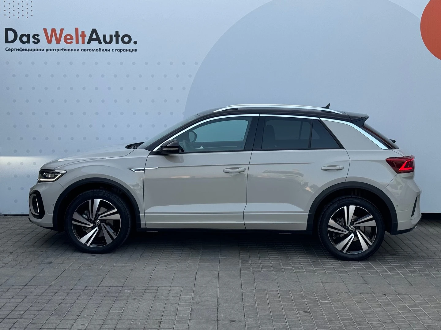 VW T-Roc VW T- Roc R-Line 2.0 TSI OPF 4MOTION DSG - изображение 2