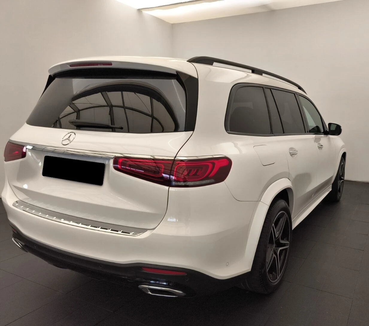 Mercedes-Benz GLS 400 d 4Matic AMG Line = Exclusive= Гаранция - изображение 3