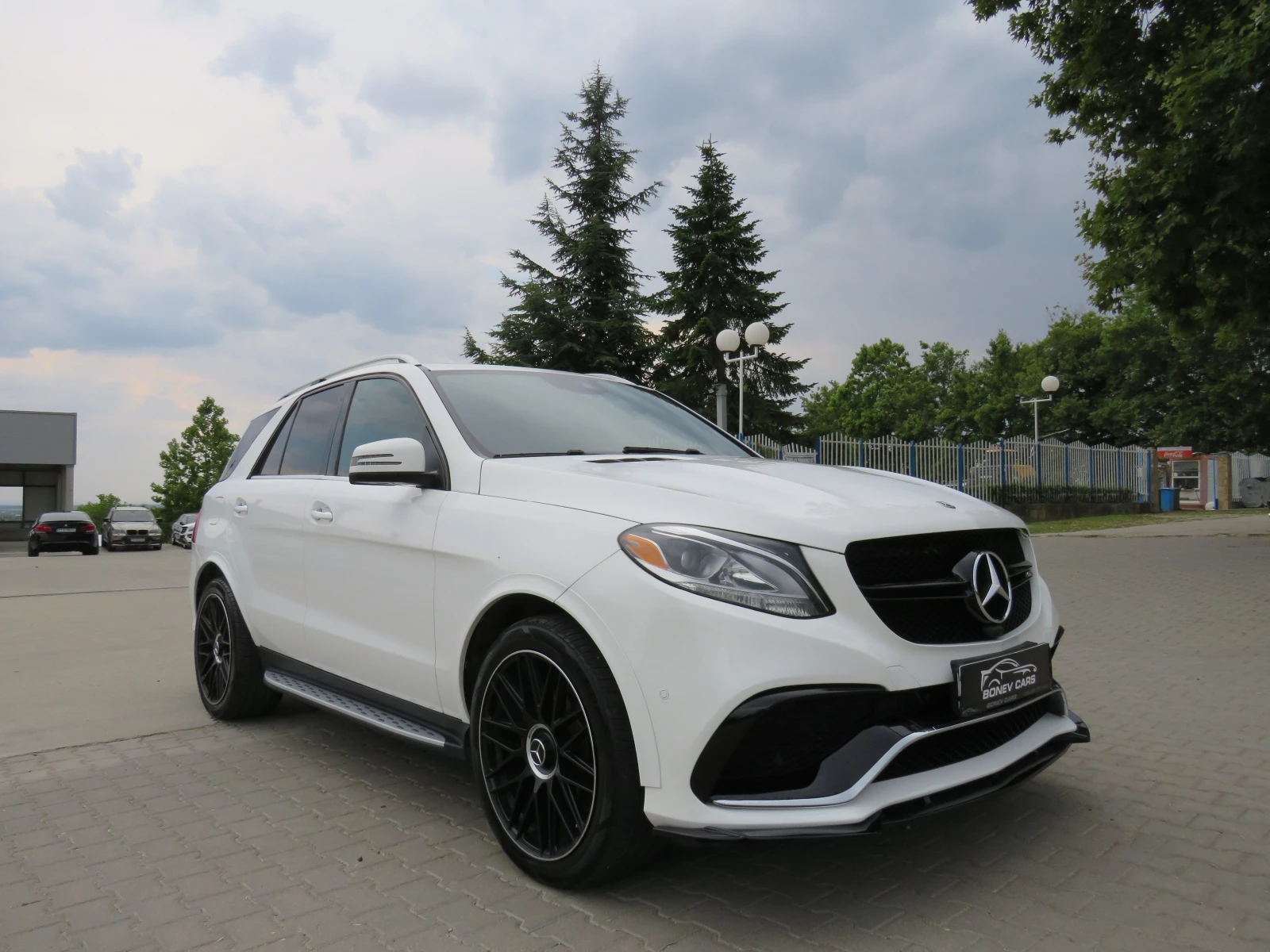 Mercedes-Benz GLE * * * FULL AMG PACK PANO 9G KEYLESS* * *  - изображение 3