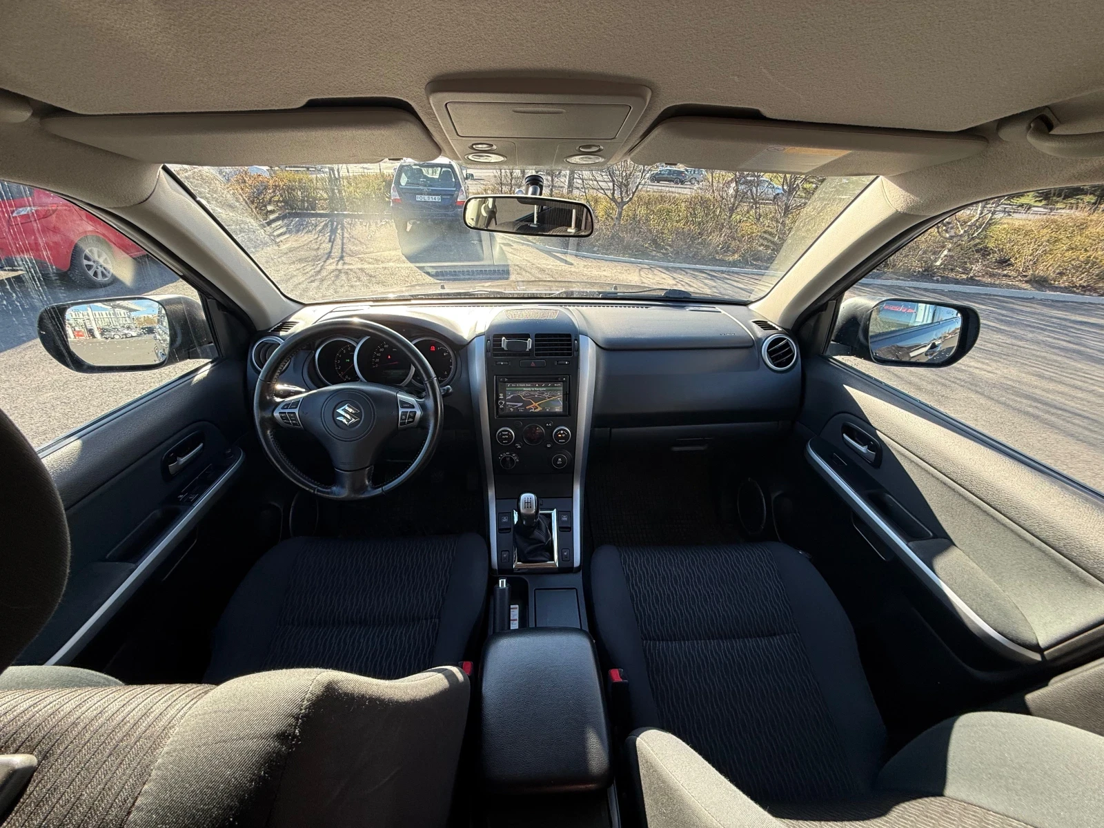 Suzuki Grand vitara 2.4 Внос Исландия!* 4×4 Facelift* Рядък модел, снимка 5 - Автомобили и джипове - 53741183