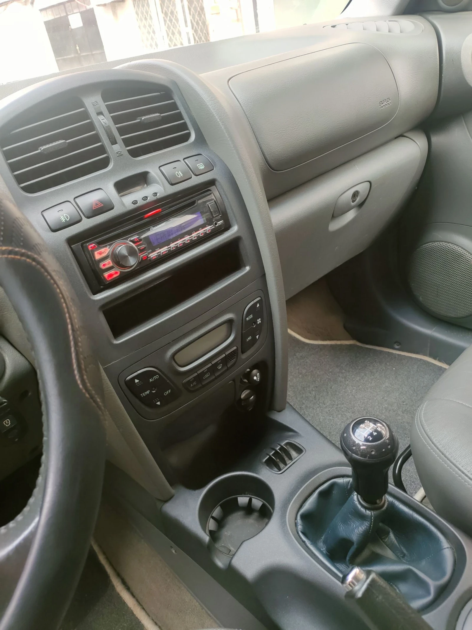 Hyundai Santa fe 2.0, снимка 5 - Автомобили и джипове - 54165690