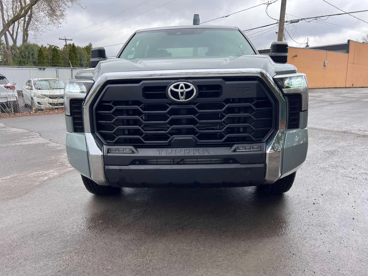 Toyota Tundra * SR5* 2 КЛЮЧА* ПОДГРЕВ* KEYLESS* PANO* , снимка 6 - Автомобили и джипове - 54420485