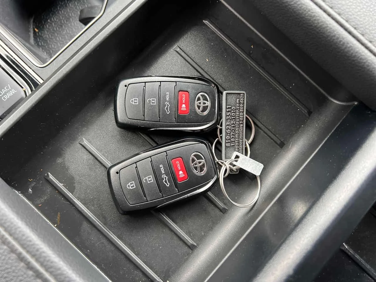 Toyota Tundra * SR5* 2 КЛЮЧА* ПОДГРЕВ* KEYLESS* PANO* , снимка 15 - Автомобили и джипове - 54420485