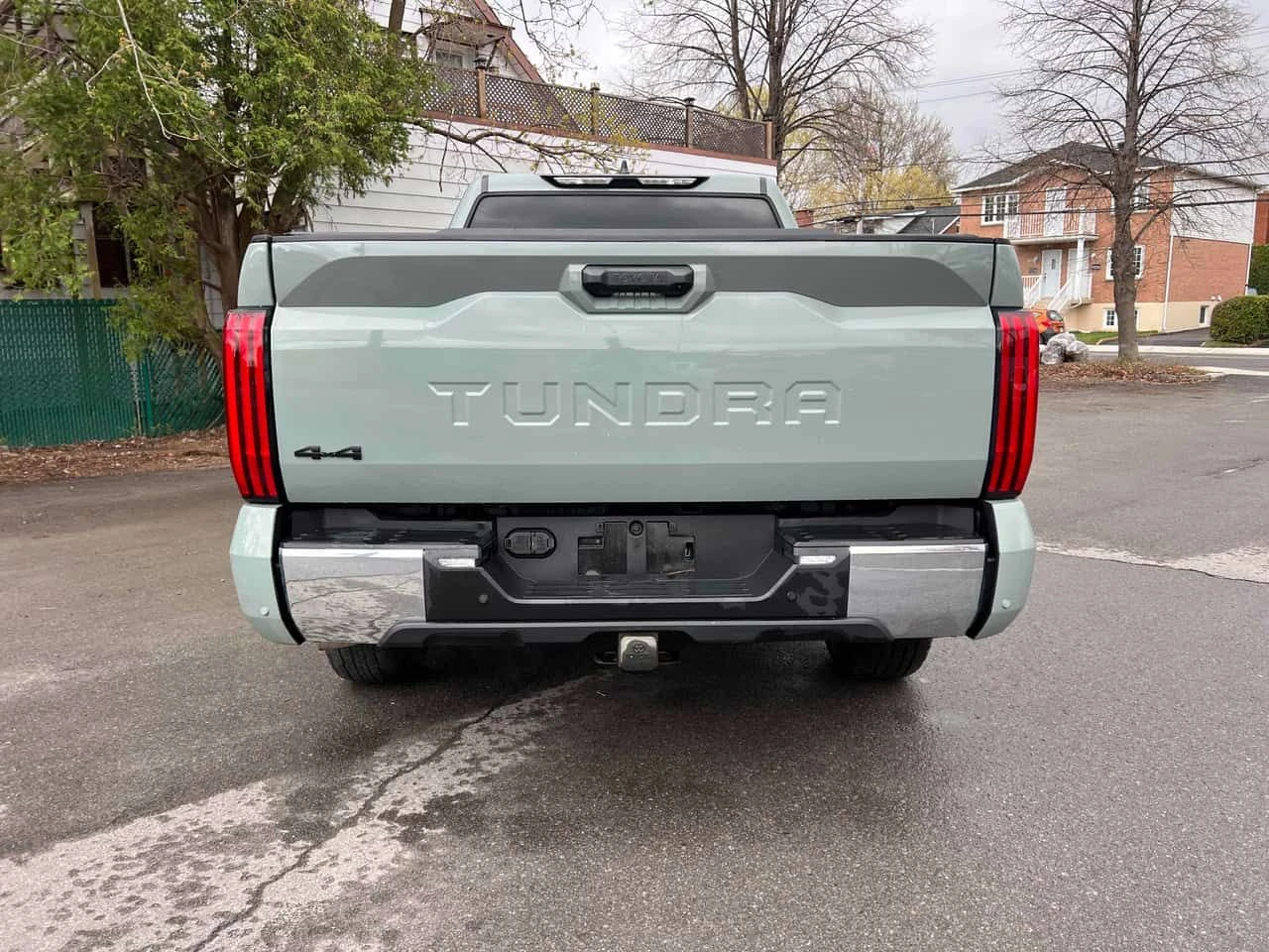 Toyota Tundra * SR5* 2 КЛЮЧА* ПОДГРЕВ* KEYLESS* PANO* , снимка 4 - Автомобили и джипове - 54420485
