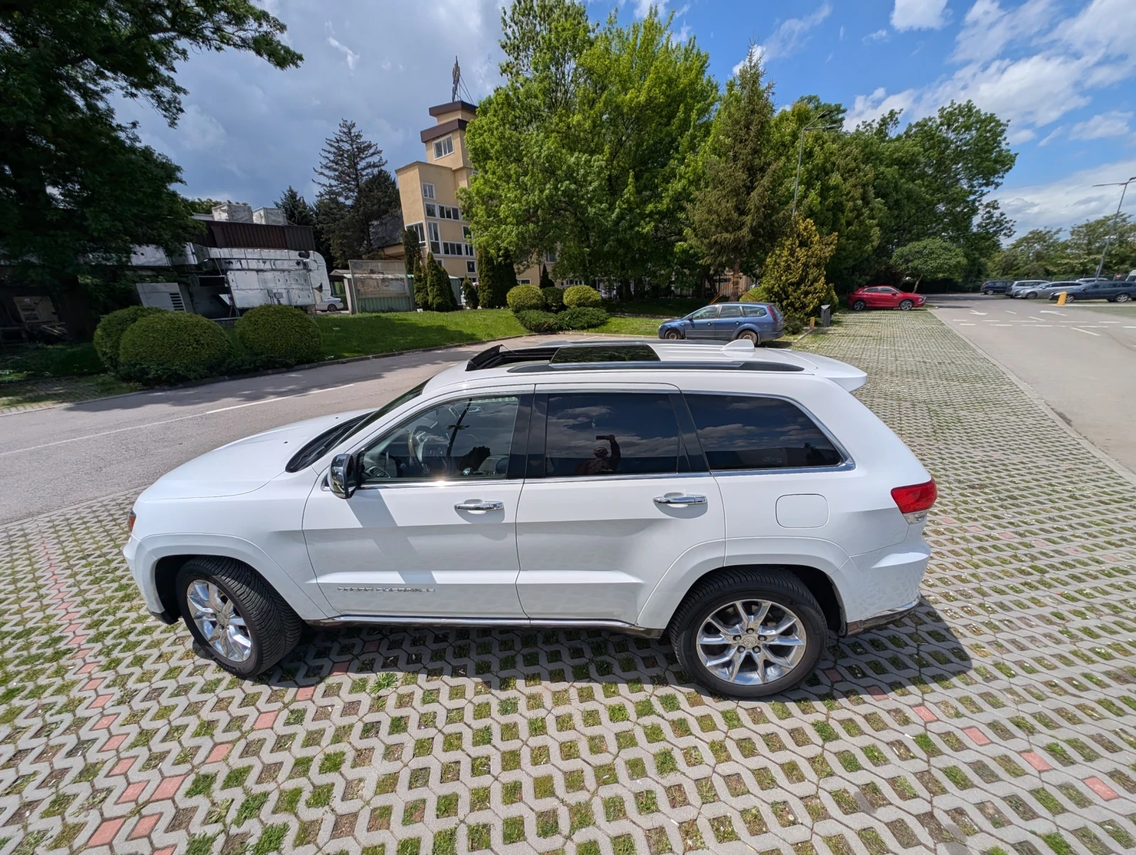 Jeep Grand cherokee 5.7 summit , снимка 6 - Автомобили и джипове - 54574398