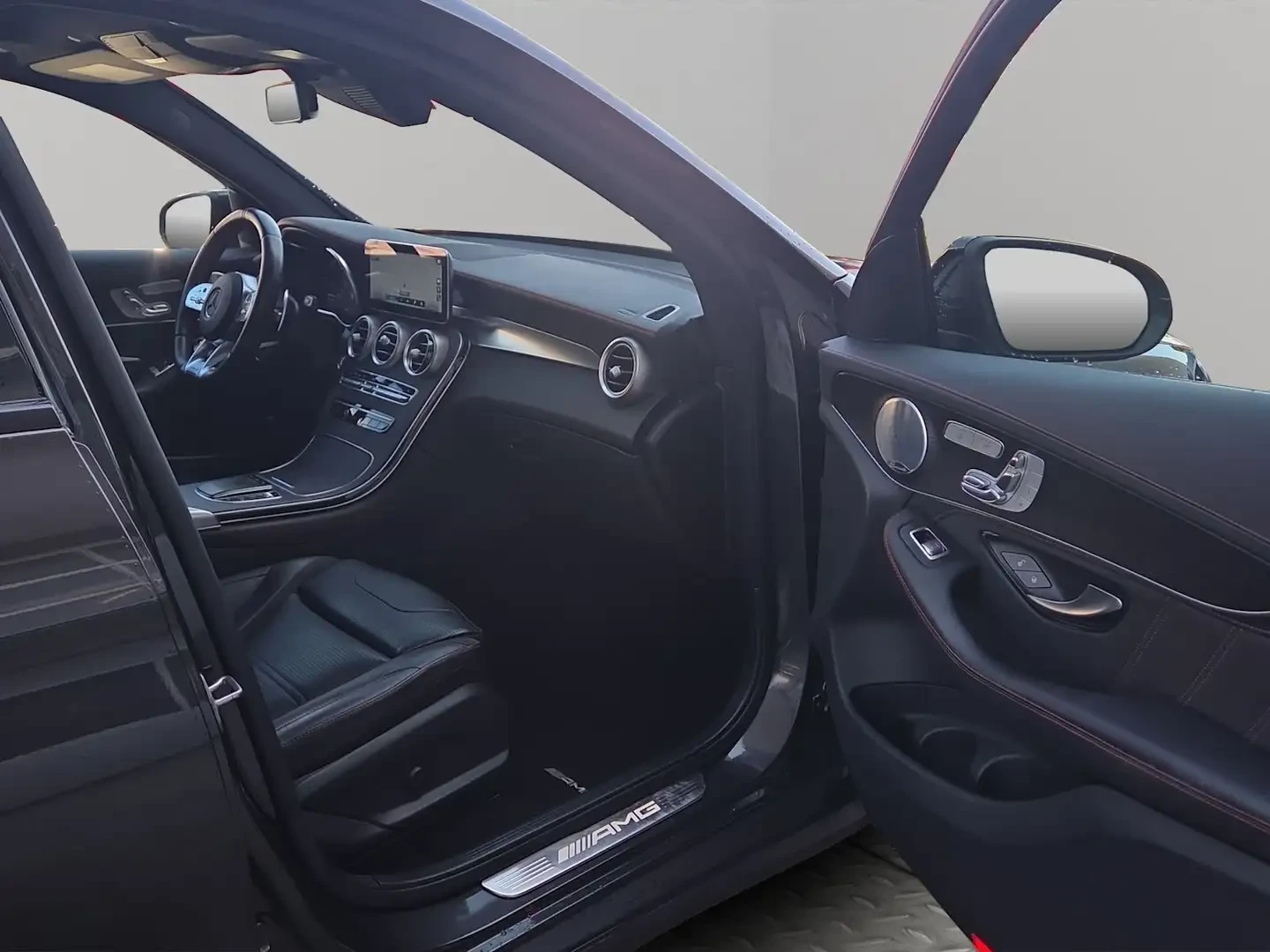 Mercedes-Benz GLC 43 AMG BURMESTER* ДИГИТАЛНО* ТАБЛО* 360КАМЕРА* ПАНОРАМА* , снимка 8 - Автомобили и джипове - 54833312