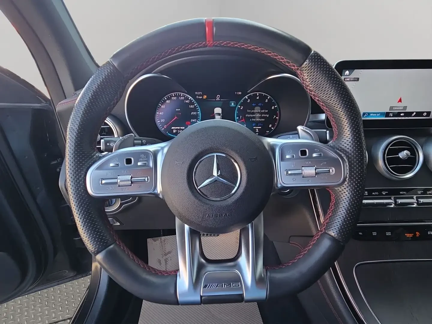 Mercedes-Benz GLC 43 AMG BURMESTER* ДИГИТАЛНО* ТАБЛО* 360КАМЕРА* ПАНОРАМА* , снимка 10 - Автомобили и джипове - 54833312
