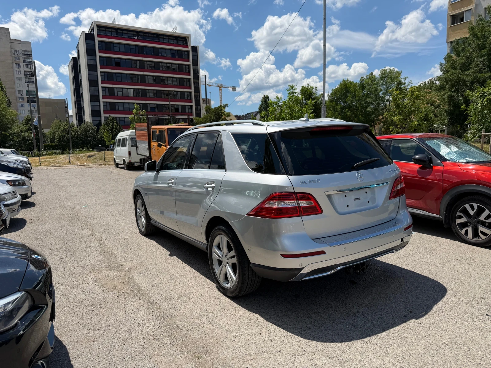 Mercedes-Benz ML 250 С чисто нов теглич, снимка 3 - Автомобили и джипове - 55271924
