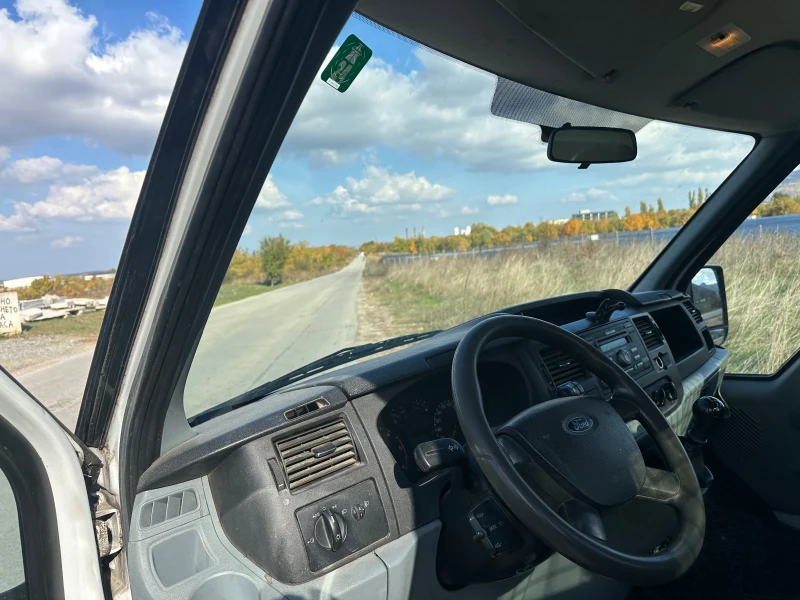 Ford Transit T350 2.4d 140к.с. 6ск, 114х реални км, Швейцария!, снимка 15 - Бусове и автобуси - 47819259