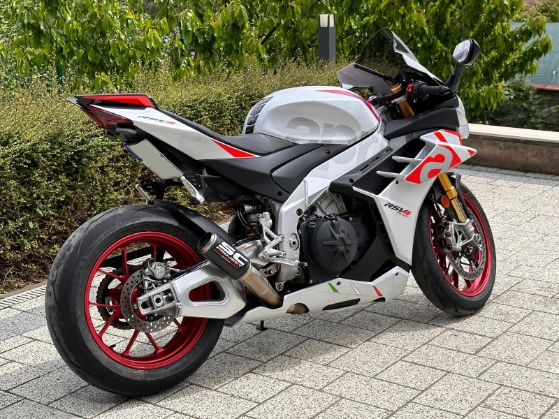 Aprilia RSV4 Factory 1100, снимка 9 - Мотоциклети и мототехника - 47117427