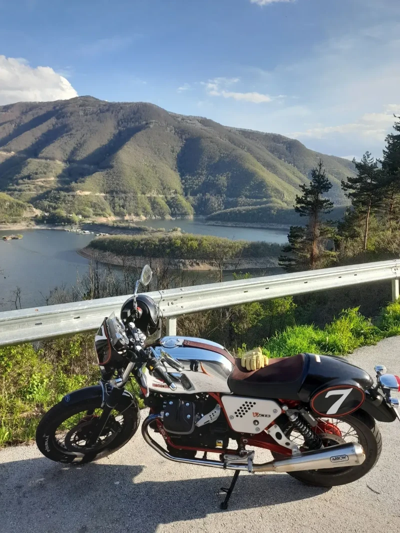 Moto Guzzi V 7 Racer, снимка 6 - Мотоциклети и мототехника - 50979410