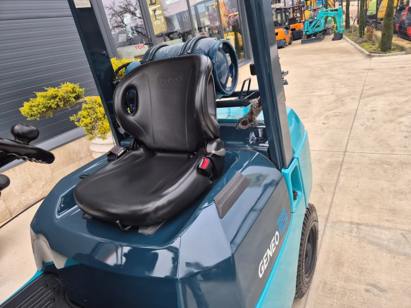 Мотокар Toyota 2.5 тона / АВТОМАТ / ГАЗ+ БЕНЗИН / ДЪЛГИ ВИЛИЦИ !, снимка 10 - Индустриална техника - 53441423