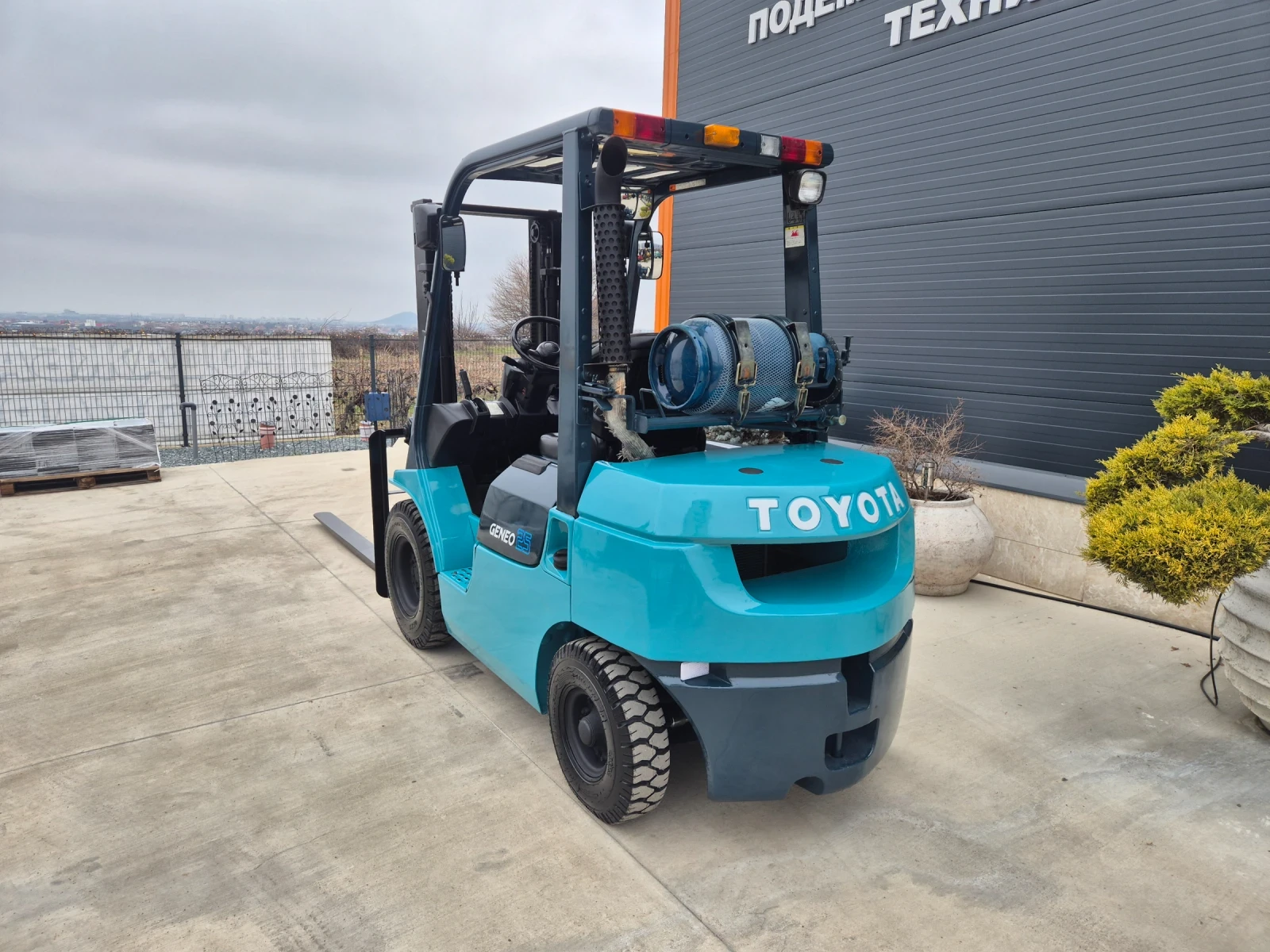 ������� Toyota 2.5 ���� / ������� / ���+ ������ / ����� ������ ! | Mobile.bg � ����������� 3