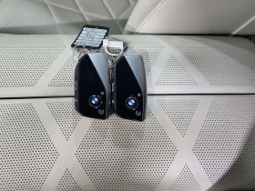 BMW 750 xDrive* Plug In Hybrid * CARFAX * , снимка 12