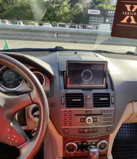 Mercedes-Benz C 300 4MATIC , снимка 3