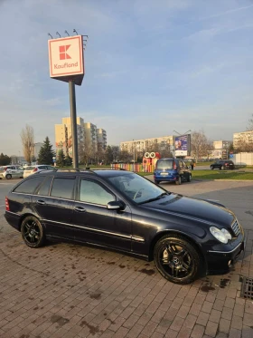 Mercedes-Benz C 220, снимка 3
