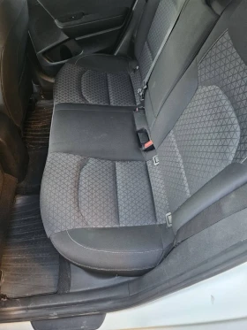 Kia Ceed 1.6 MILD HIBRID, снимка 6