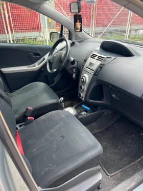 Toyota Yaris 1.4 D4D 90 кс автомат + зимни гуми - 4500 € / 8801.24 лв. - 70977820 6