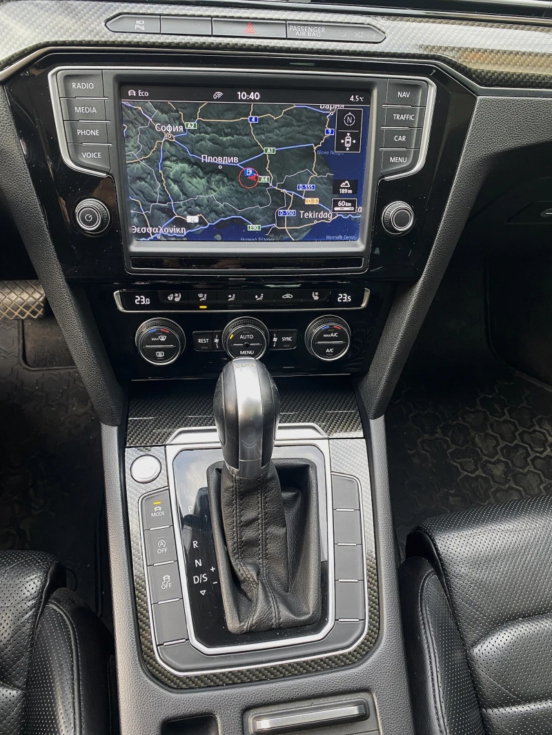 VW Passat B8, 2.0 tdi, снимка 11 - Автомобили и джипове - 52357034