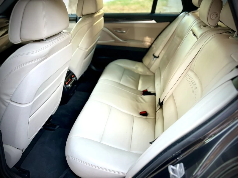 BMW 530, снимка 11 - Автомобили и джипове - 52192032