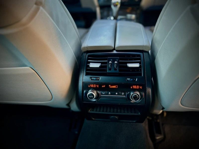 BMW 530, снимка 14 - Автомобили и джипове - 52192032