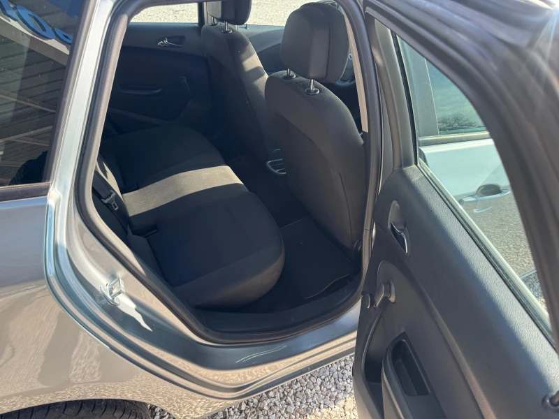 Opel Astra 1.7, снимка 10 - Автомобили и джипове - 53406938