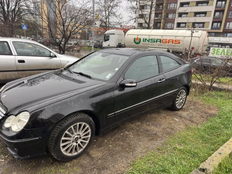 Mercedes-Benz C 200 sportcoupe, снимка 3 - Автомобили и джипове - 53502932