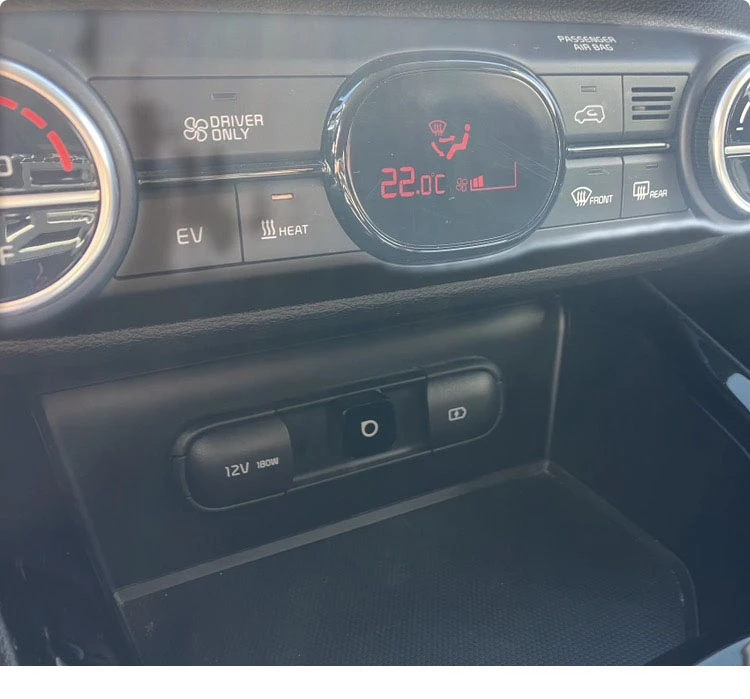 Kia Soul в гаранция, снимка 16 - Автомобили и джипове - 54956537