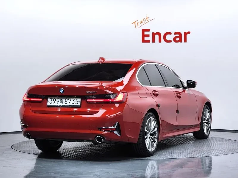 BMW 330 I Luxury, снимка 2 - Автомобили и джипове - 55141766