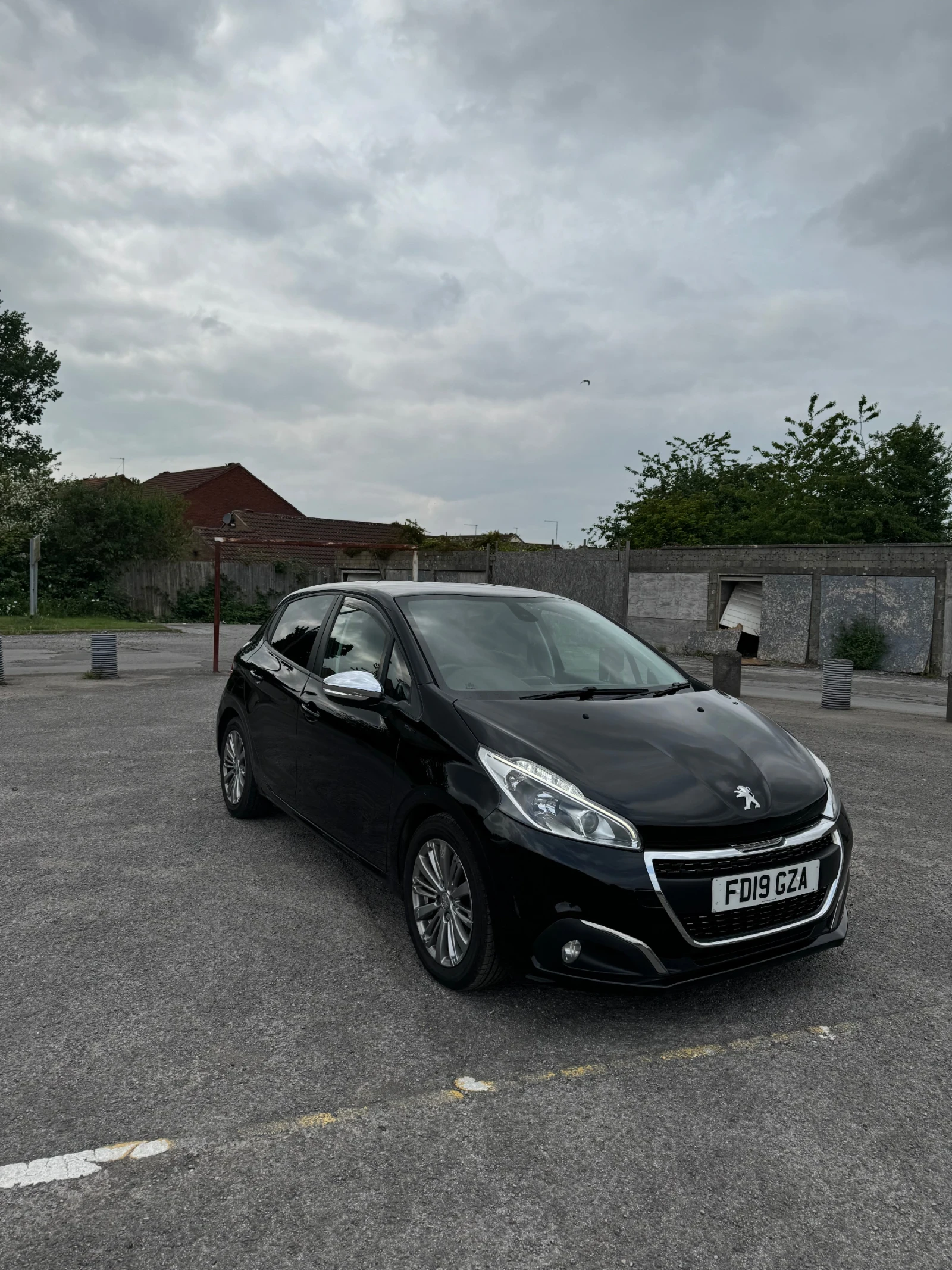 Peugeot 208, снимка 1